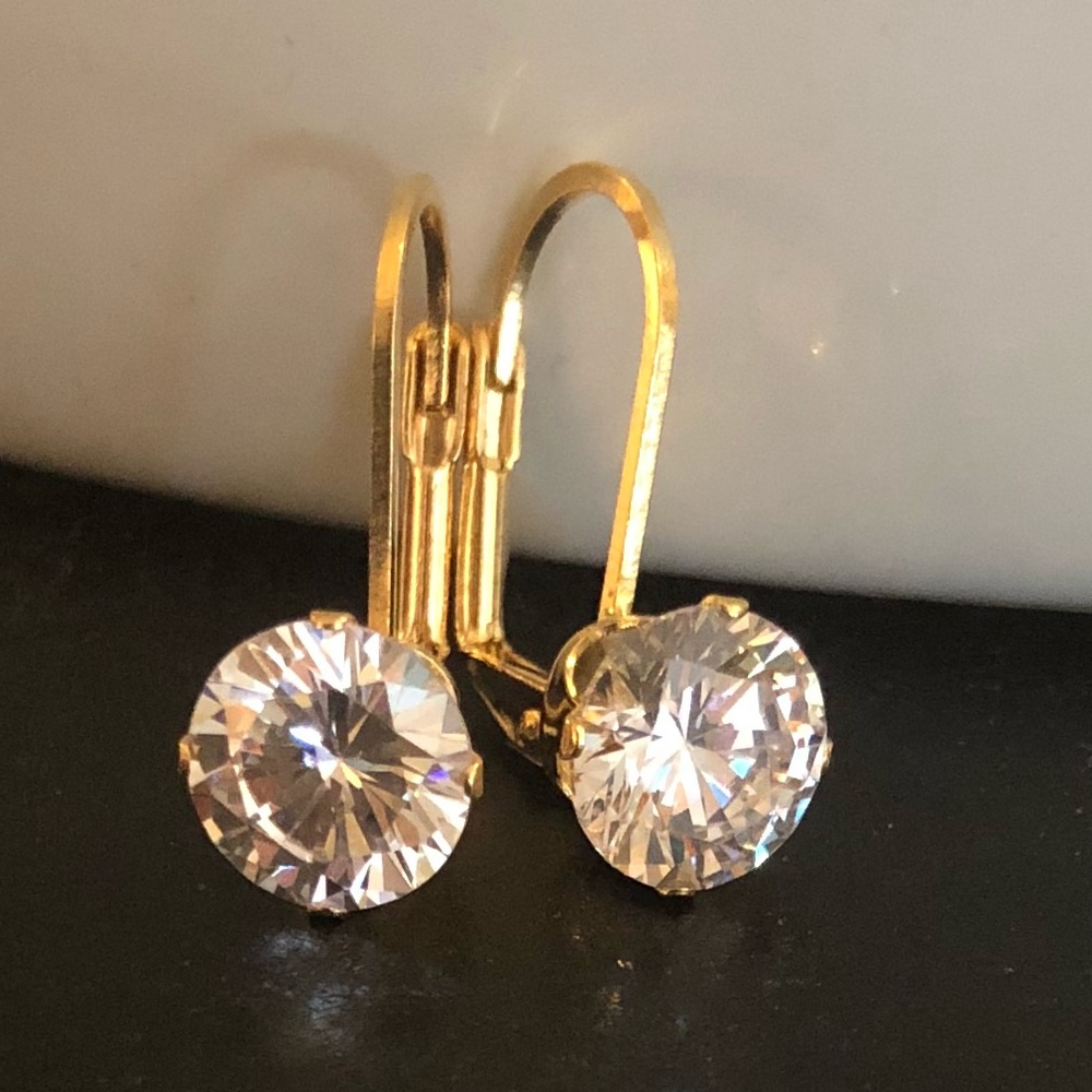 💫GOLD LEVER-BACK&SWAROVSKI EARRINGS🌟💫